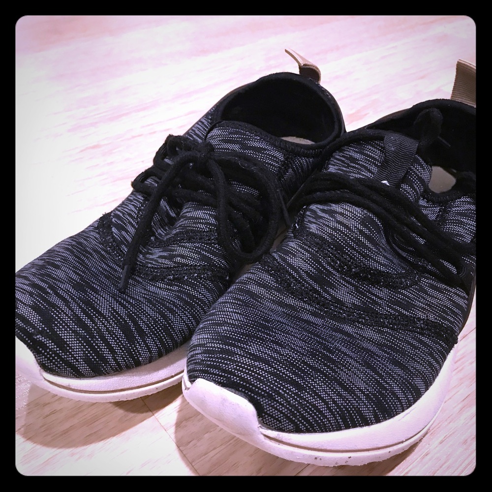 Zara Boy Sneakers